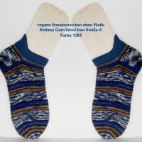 Sneakersocken blau Fersensteg Herren-Sneaker vegan Sport-Socken handgestrickt Männer Sneaker-Socken wollfrei Sportsteg, Bild 1