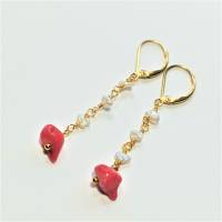 Ohrringe rot handgemacht Koralle Nuggets und Mini Keshi Perlen weiß Brautschmuck zierlich Bild 4