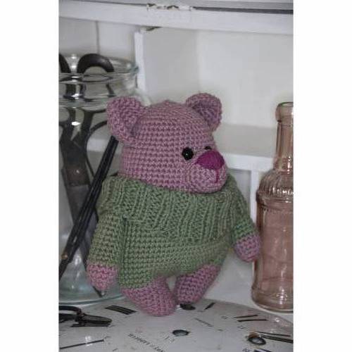 Teddybär mit Kragen, Amigurumi, handgemacht