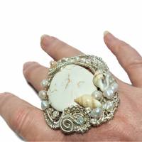 großer Ring Perlen an Jaspis 60 x 50 mm handgemacht in wirework silberfarben crazy Handschmuck Bild 4
