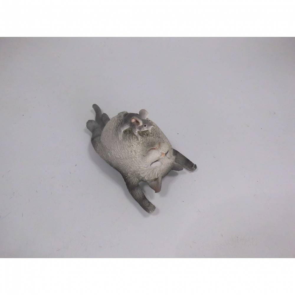 1 Figur Katze mit einer sehr vorwitzigen Maus auf dem Bauch - zum basteln für Geldgeschenke Bild 1