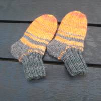 Gestrickte Socken für Babys Kleinkinder Größe 20/21 Bild 2