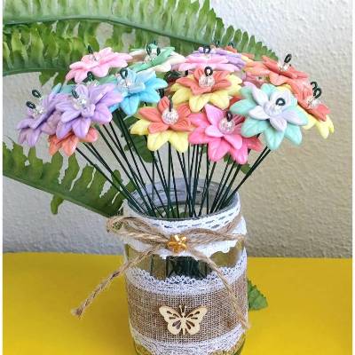 Kleine Blumenstecker in 8 Farben zur Auswahl. Blüte 4cm Durchmesser