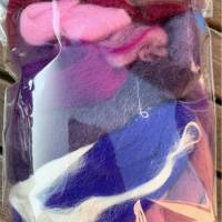 Probierpaket Filzwolle vom Merinoschaf mit Maulbeerseide - Lilatöne Bild 1