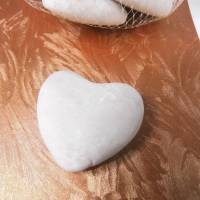 12 St. Herz aus Marmor in weiß - als Tischkarte , Hochzeitsdeko ....  Herz zum basteln oder dekorieren Bild 3