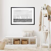 Segelboote auf dem Meer 1901 Regatta Nautik maritim - Kunstdruck Poster Vintage - Schwarz Weiß Fotografie - Fotokunst Bild 2