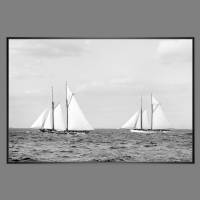 Segelboote auf dem Meer 1901 Regatta Nautik maritim - Kunstdruck Poster Vintage - Schwarz Weiß Fotografie - Fotokunst Bild 3