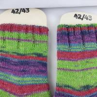Socken Größe 42/43, handgestrickt, bunte Socken für Damen und Herren Bild 2