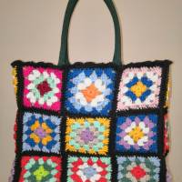 Granny-Square-Tasche mit Baumwollgarn gehäkelt, trendige Tasche Bild 1