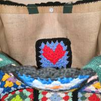 Granny-Square-Tasche mit Baumwollgarn gehäkelt, trendige Tasche Bild 5