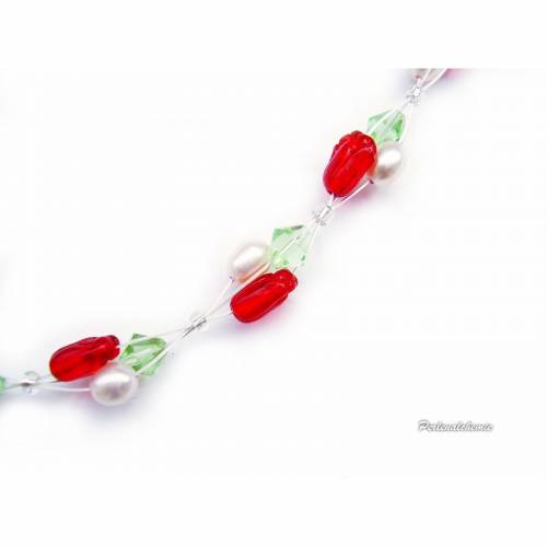 Collier rote Blütenknospen mit Zuchtperlen
