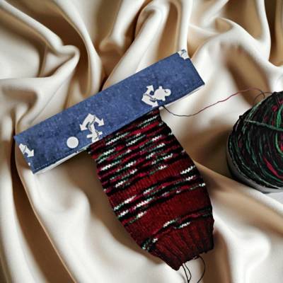 Nadelspiel Halterung für 15-20 cm Nadelspiel – Stricksicherung & Nadelschutz aus Baumwolle