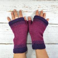fingerlose Handschuhe gemustert Rotviolett Bild 4