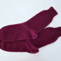 Socken Gr. 39/40 Wollsocken Strümpfe Kuschelsocken, handgestrickt in weinrot mit hübschem Muster Bild 2