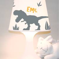 Kinderlampe Schlummerlampe "Dinosaurier mit Namen" T-Rex, personalisierbare Tischleuchte mit Wunschname Bild 3
