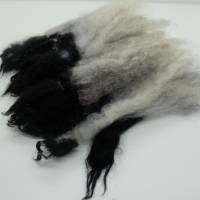 20 Gramm gefärbte Leicester Longwool Locken schwarz-grau, Puppenhaare, zum Weben, Spinnen, Filzen, Basteln Bild 3