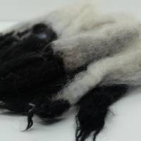 20 Gramm gefärbte Leicester Longwool Locken schwarz-grau, Puppenhaare, zum Weben, Spinnen, Filzen, Basteln Bild 5