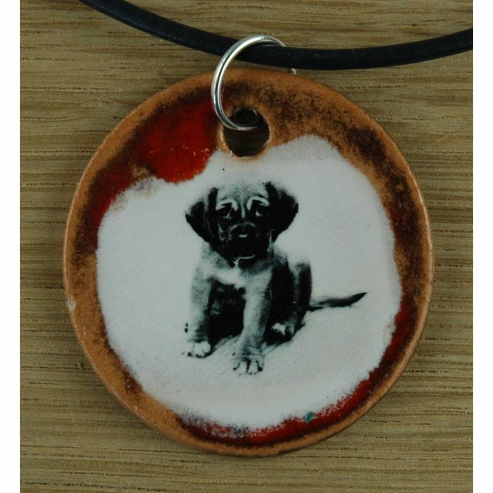 Orgineller Keramik Anhänger mit einem Boxer Welpen; Hund, Schmuck, handgefertigt, homemade, Halskette, Geschenk, Herren, Bild 1