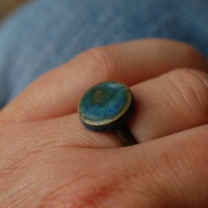 Damenringe mit Keramik-Elementen in Blaugrün - silber- oder bronzefarbe Ringschiene zur Auswahl Bild 6