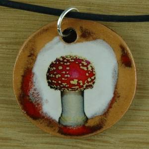 Orgineller Keramik Anhänger Fliegenpilz Glücksbringer Glück Geschenk Halskette Schmuck Amulett verstellbare Kette Talism Bild 1