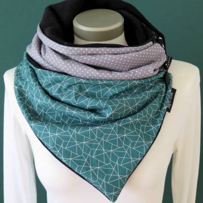 Wickelschal mit Knopf Geometrie grün grau Patchwork Knopfschal Fleece warmer Schal