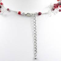 Halskette mit roten Perlen Bild 3