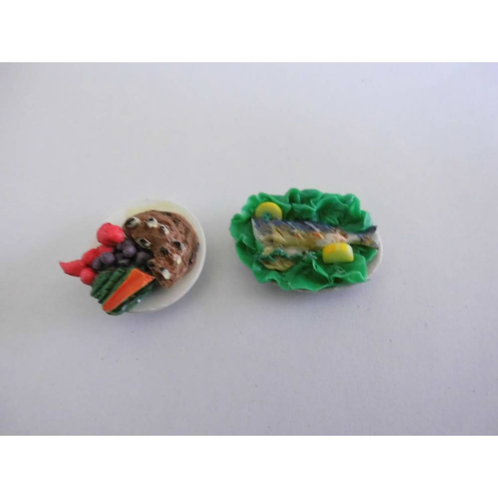 Servierplatte mit Speisen Puppenstube Miniatur