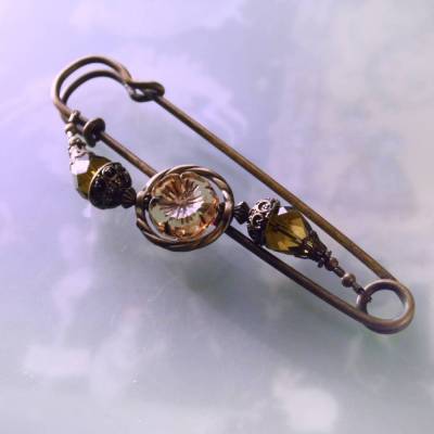 Schalnadel Blüte Olivgrün Art Déco - sehr große Bronze Schmucknadel mit böhmischen Glasperle N10-AB-20