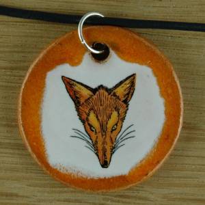 Orgineller Keramik Anhänger mit einem Fuchs; Tier Schmuck, Handgefertigt, homemade Halskette Geschenk Herren Kinder, Dam Bild 1