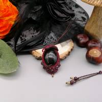 Makramee-Halskette "Schlange" mit Regenbogen-Obsidian und Granat, Halloween Collier Bild 1