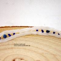 edle Brillenkette weiß-blau aus Stiftperlen, Miyuki Rocailles und Swarovski-Biconen 67 cm Bild 3