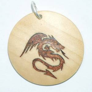 Orgineller Anhänger "Drache" aus Hartholz. Fabelwesen China Fantasy Geschenk Halskette  Schmuck Amulett verstell Bild 1