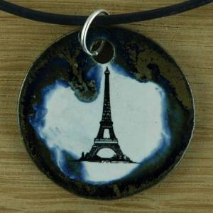 Schöner Keramik Anhänger mit dem Eiffelturm; Paris, Frankreich, Souvenirs, Europa, Hauptstadt, Geschenk, Mitbringsel Bild 1