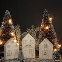 Holzhäuschen 3er-Set / Weihnachtsdorf / graviert oder naturbelassen / Häuser aus Holz / Holzhäuser zum Bemalen Bild 1