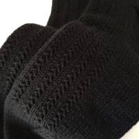 Socken Gr. 40/41 in tief-schwarz, handgestrickte Söckchen Sneaker Kurzsocken mit Muster aus Baumwolle und Polyester Bild 2