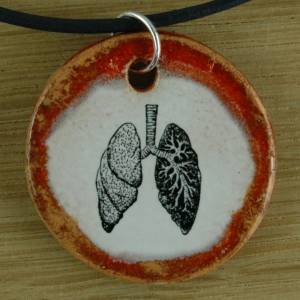 Orgineller Keramik Anhänger Lungen; Medizin rauchen Arzt Mediziner Krankenhaus Apotheke Schmuck, Kette Modeschmuck Souve Bild 1