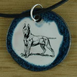Orgineller Keramik Anhänger mit einem netten Kampfhund; Hund, Schmuck, handgefertigt, homemade, Halskette, Geschenk, Her Bild 1