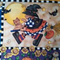 Motivstoff Happy Halloween, kleine Hexe und ihre Gefährten. MM Fabric Bild 2