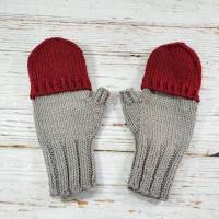 Fingerlose Handschuhe mit Kappe aus Bio-Wolle für Kleinkinder, zweifarbig Bild 4