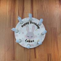Geburtstagskranz aus Holz, mit 8 Löchern kompatibel zu Grimm, Tischdekoration für Kindergeburtstag,Motiv: Hase Bild 4