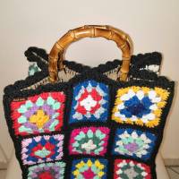 Granny-Square-Tasche mit Baumwollgarn gehäkelt, trendige Tasche, Granny-Square-Bag Bild 2
