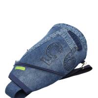 geräumiger Cross-Body-Bag aus Jeans-Upcycling Bild 3