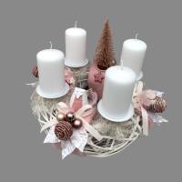 Adventskranz aus Holz / Weide in Rosa-Weiß mit Eule Bild 3