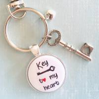 Schlüsselanhänger "Key to my heart" silberfarben Bild 1