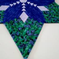 2. Patchworkstern in blau, grün und einem lila Mittelpunkt.Geeignet für eine Ganzjährige Deko 53 cm von Spitze zu Spitze Bild 2