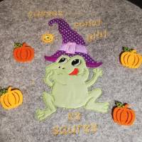Doodle Stickdatei Halloweenfrosch - Frosch mit Spinne Bild 3