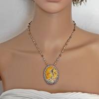 Kurze Halskette mit wunderschönem Hummel Jaspis (Bumble Bee), eingebettet in Miyuki und Glasschliff Perlen. Unikat!! Bild 5
