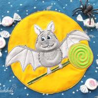 Doodle Stickdatei Fledermaus mit Lolli - Halloween Bild 7
