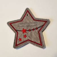 Geschenkanhänger STERN "Sternchen-Girlande" in grau mit rot von he-ART by helen hesse Bild 5