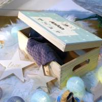 Erinnerungskiste Baby, Holz-Erinnerungsbox, personalisiertes Geschenk zur Geburt, Eisbär mit Geburtsdaten und Name Bild 3